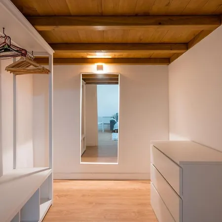 Aguirre By People Apartment