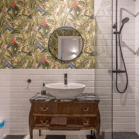 Aguirre By People Apartman